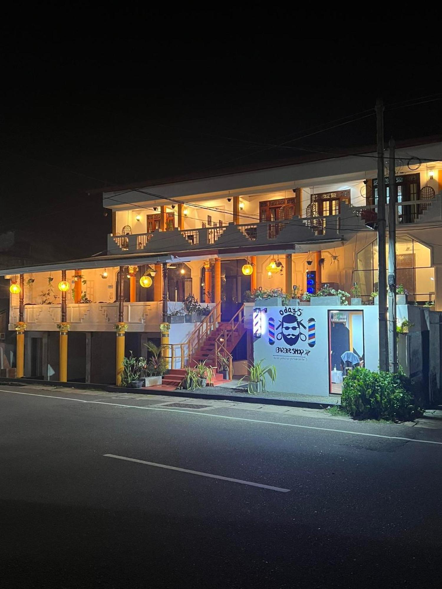 Hummus Hostel Hikkaduwa Exterior photo